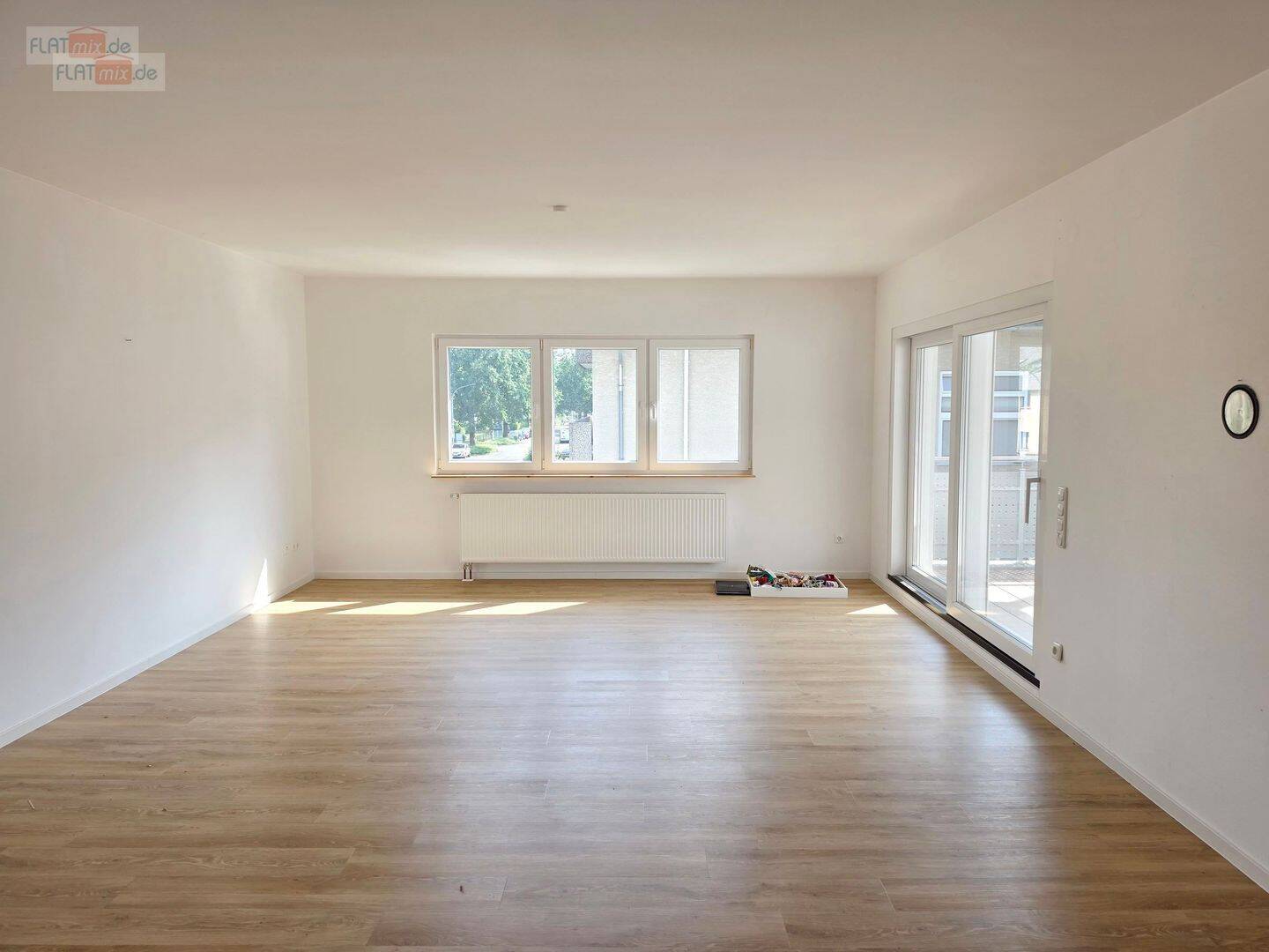 FLATmix.de / PB-Nord, Grosse 3-Zi-Kü-Bad-Whg mit WEST-Loggia und Carport...