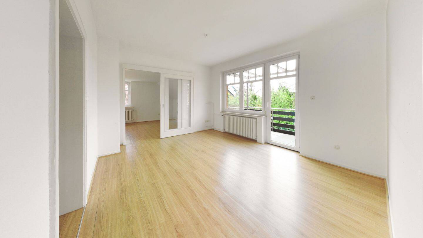 Stilvolles Wohnen im sanierten Zweifamilienhaus – Niedernwöhren – Vorschaubild 9