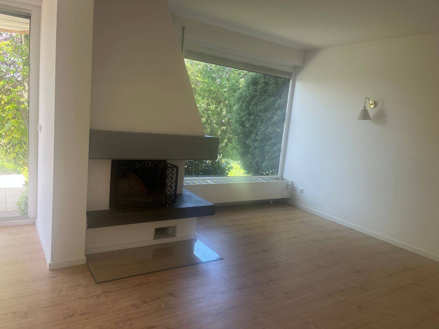 Wunderschöne Dreizimmerwohnung mit großem Garten und Terrasse in Wiesbadener 1A Lage – Wiesbaden – Vorschaubild 2