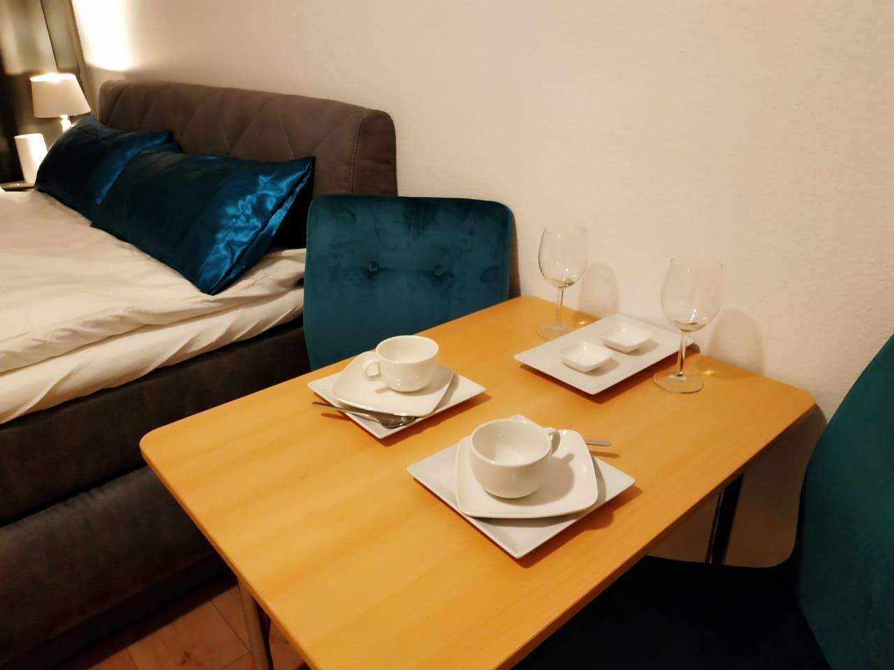 Zentral in Q7, 5*-Boxspringbett, 900m zum Hbf, 30 Min ICE zum FRA, alles in Fußnähe – Mannheim – Vorschaubild 6