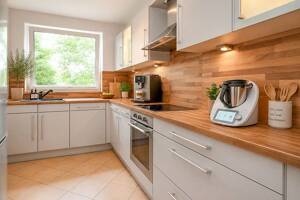 2 Balkone & großzügiger Grundriss: Tolle 3-Zimmer-Wohnung in begehrter Lage von Hamburg-Poppenbüttel – 22391 Hamburg – Vorschaubild 7