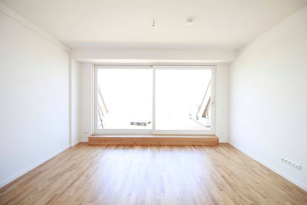 Industriecharme Plagwitz: 3 Zimmer Immobilie auf 2 Ebenen mit weitläufiger Terrasse + Stellplatz – Leipzig – Bild 1 von 9