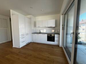 Eindrucksvolle 3-Zimmer Wohnung in bester Lage zu vermieten! – 74072 Heilbronn – Vorschaubild 2