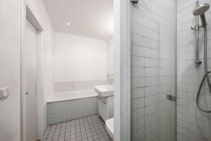 Hübsche Altbauwohnung an der Torstraße mit 2 Zimmern und kleiner Terrasse - aktuell vermietet – 10119 Berlin – Vorschaubild 3