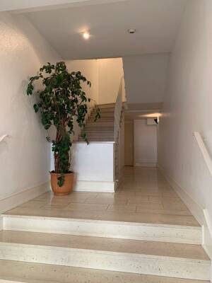 KÖLN INNENSTADT Nähe Neumarkt, helle geräumige 3 Zi. Wohnung, 111 m² Wfl. im 1. OG, gr. Westterrasse – 50676 Köln – Vorschaubild 7