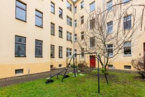 Gründerzeitaltbau mit Ausbaupotential im Dachgeschoss in zentraler Lichtenberger Lage – 10365 Berlin – Vorschaubild 5