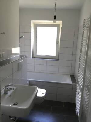 Schöne 2-Zimmer-Wohnung mit Tageslichtbad – 31275 Lehrte – Vorschaubild 6