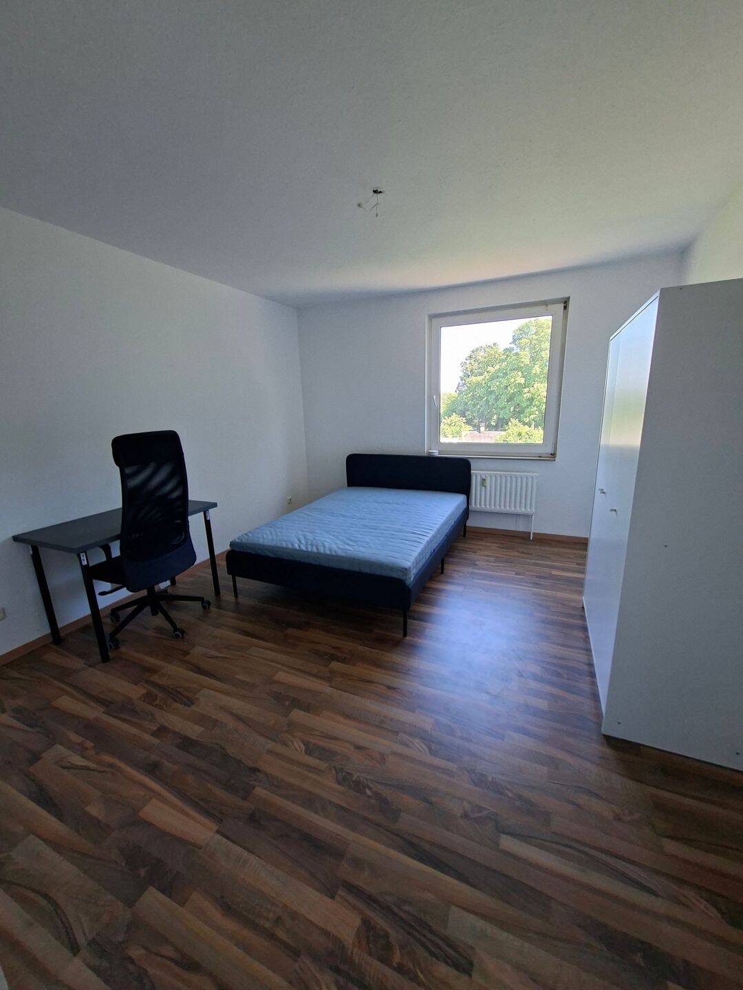 Möblierte WG-Zimmer in renov. 3er-WG /KM- Mieten 550€ - 620€ – Düsseldorf – Vorschaubild 7