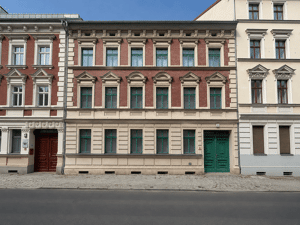 Kapitalanlage im Denkmalensemble: Sanierte 1-Zimmer-Wohnung mit langfristigem Mietverhältnis – 12557 Berlin – Vorschaubild 2