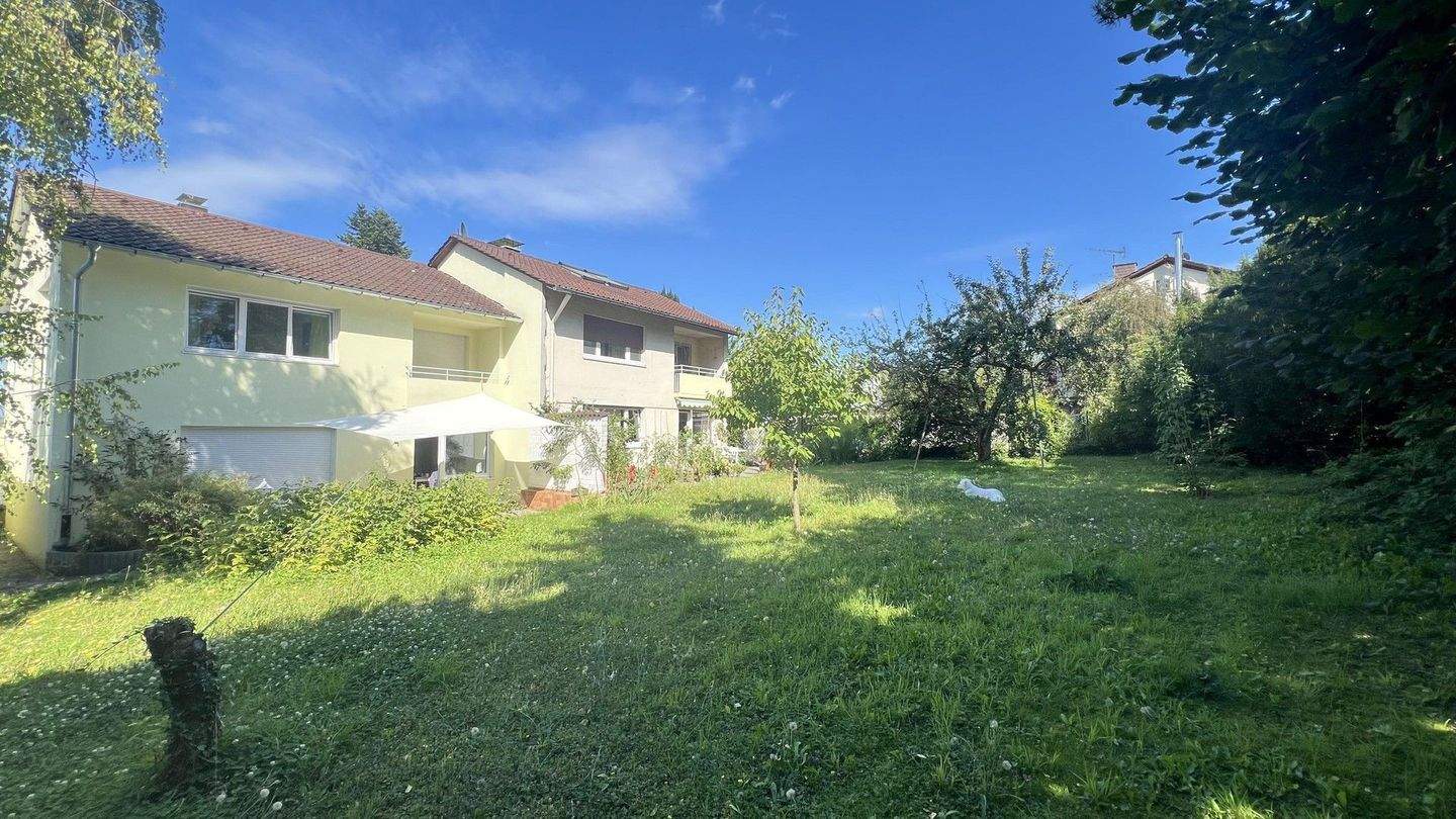 Aus 2 mach 1: Zwei DHH in Freiburg St. Georgen – Freiburg im Breisgau – Bild 1 von 9