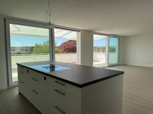 Kernsanierte 3-Zi-Penthousewohnung in Aussichtslage von Plieningen – 70599 Stuttgart – Vorschaubild 3