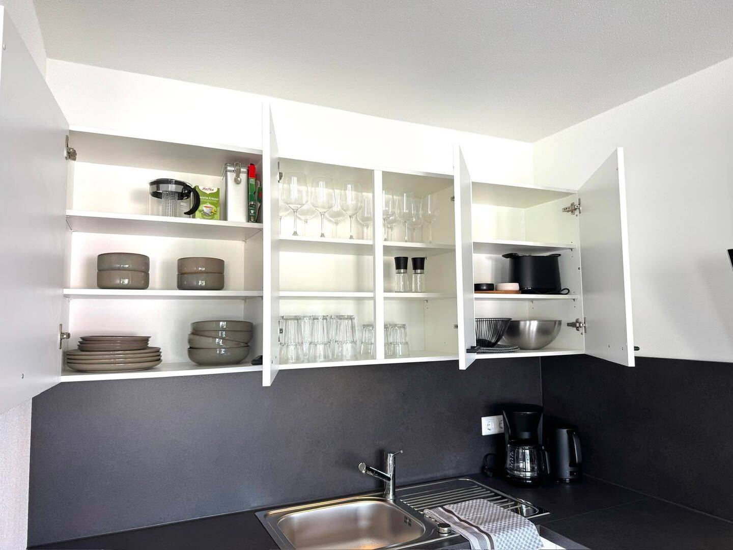 Voll möblierte 2-Zimmer-Wohnung im Erstbezug – Bestlage am Kurpark Königsfeld im Schwarzwald – Königsfeld im Schwarzwald – Vorschaubild 5
