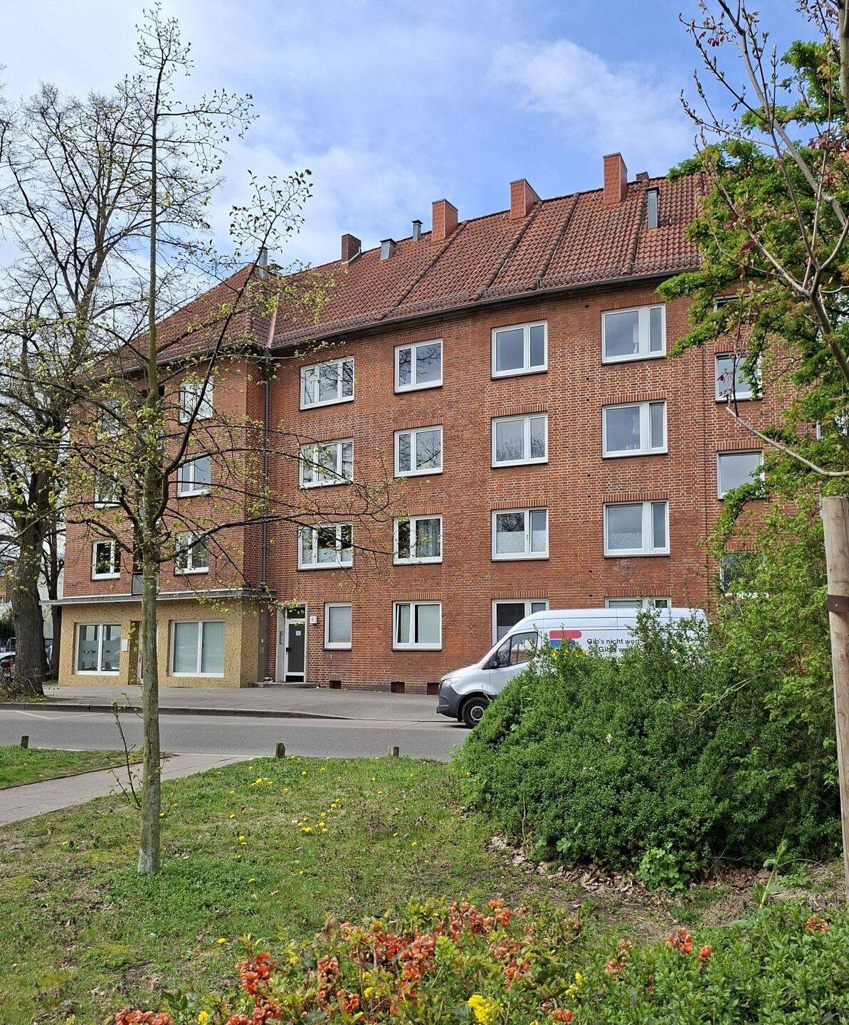 Ihre grüne Stadtoase - ruhig wohnen in sehr zentraler Lage. Ideal zur Eigennutzung oder Kapitalanlage. – Hamburg – Vorschaubild 2