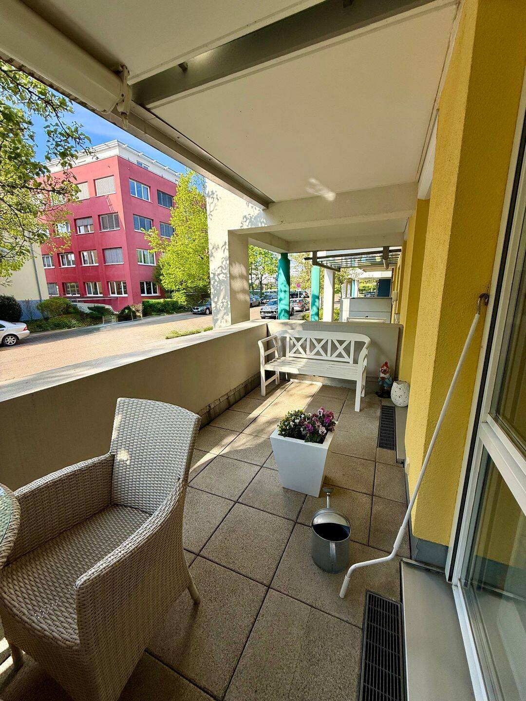 Möblierte 4-Zimmerwohnung mit Balkon & Garten (befristet) – Karlsruhe – Vorschaubild 4