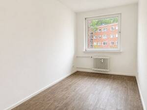 Stilvolle Eigentumswohnung mit Südwest-Balkon und TG-Stellplatz in ruhiger Lage von Rahlstedt – 22147 Hamburg – Vorschaubild 6