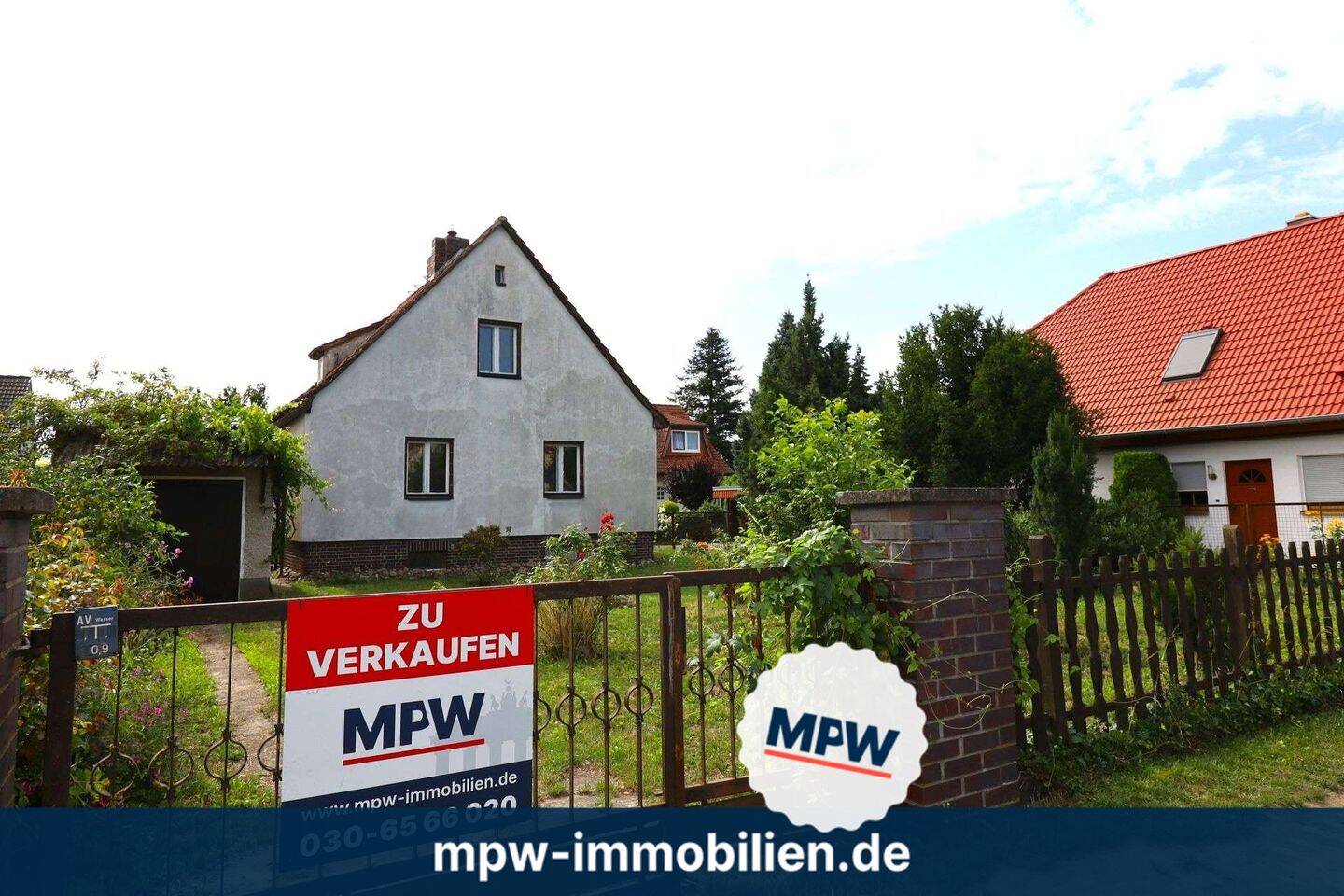 Aus Alt mach Neu - Einfamilienhaus mit viel Potenzial in Mahlsdorf