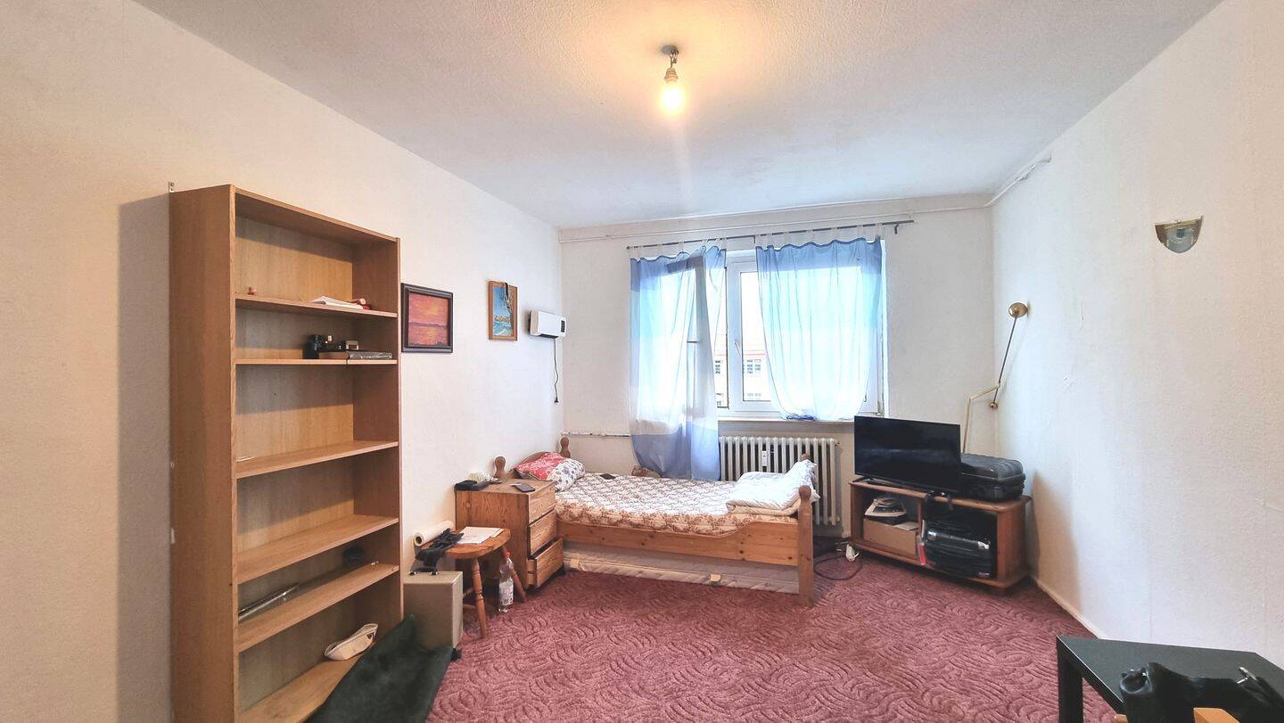 Renovierungsbedürftige 2-Zimmer-Wohnung in Berlin-Wilmersdorf – Berlin – Vorschaubild 4