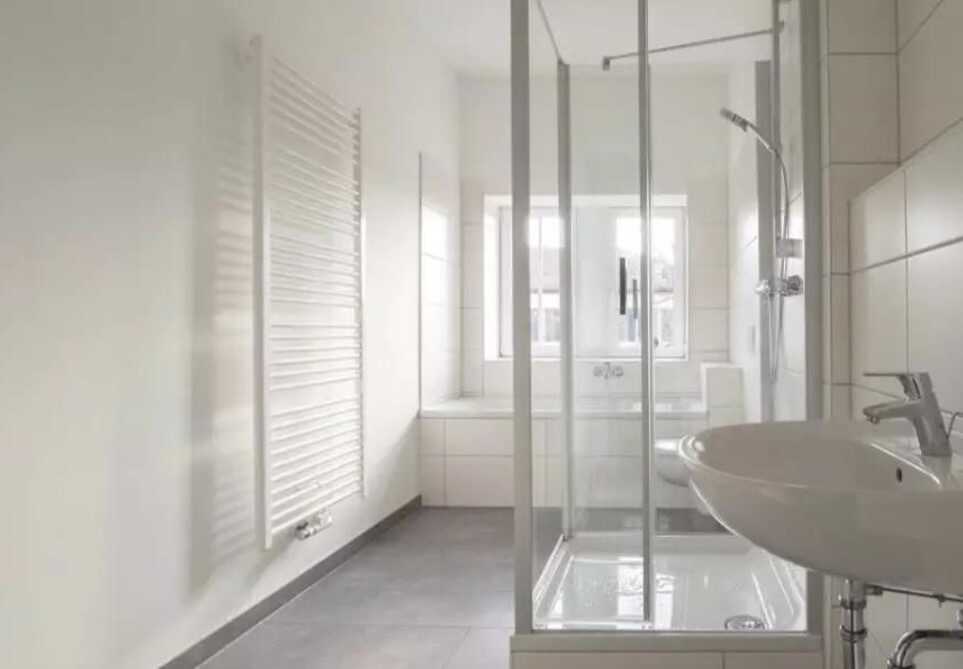 Charmante 2-Zimmer-Altbauwohnung mit stilvollem Flair und einzigartigem Charakter. – Dresden – Vorschaubild 4