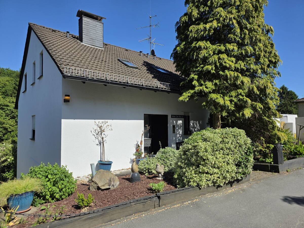 Gräfrath: Tolles 1-2 Fam.-Haus, mit Sauna und Schwimmbad - am Waldrand - sucht neue Familie! – Solingen – Vorschaubild 5