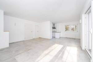 Sofort verfügbar - Moderne 4-Zimmer-Wohnung mit Westbalkon in München-Trudering – 81827 München – Vorschaubild 8