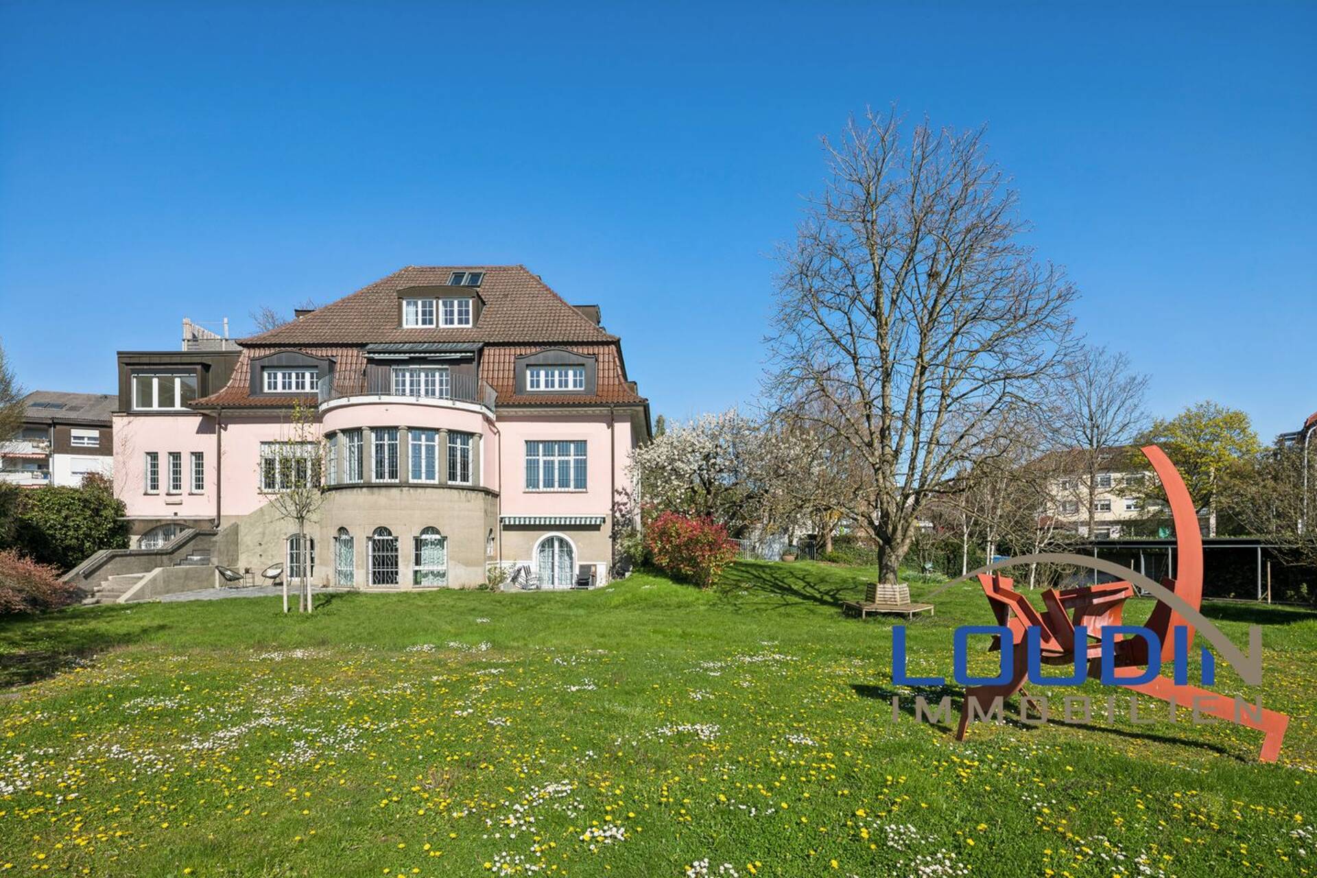 Dachgeschosswohnung in 77652 Offenburg mit 93,12 m² kaufen