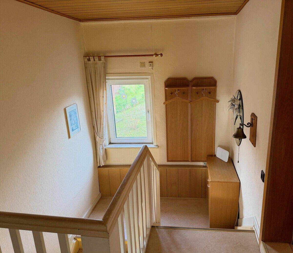 !PROVISIONSFREI! Einfamilienhaus in Staufenberg-Landwehrhagen (6 Zi) - wohnlich & gepflegt in der Dorfmitte ++ Balkon, Garten, Garage, Kaminanschluss, – Staufenberg – Vorschaubild 7