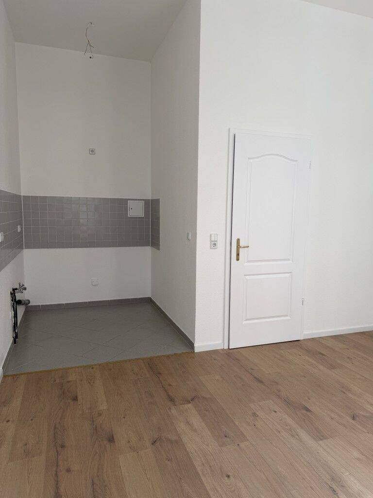 Sanierte 2-RW mit offener Wohnküche und Aufzug sucht Nachmieter – Leipzig – Vorschaubild 4