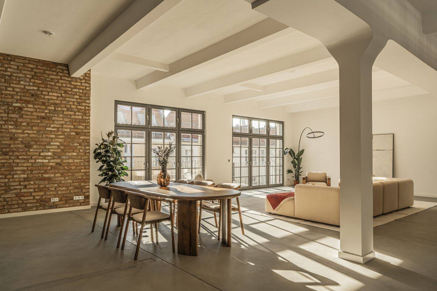 Loftliving am Landwehrkanal - Historischer Fabrikaltbau trifft Design – Berlin – Vorschaubild 2