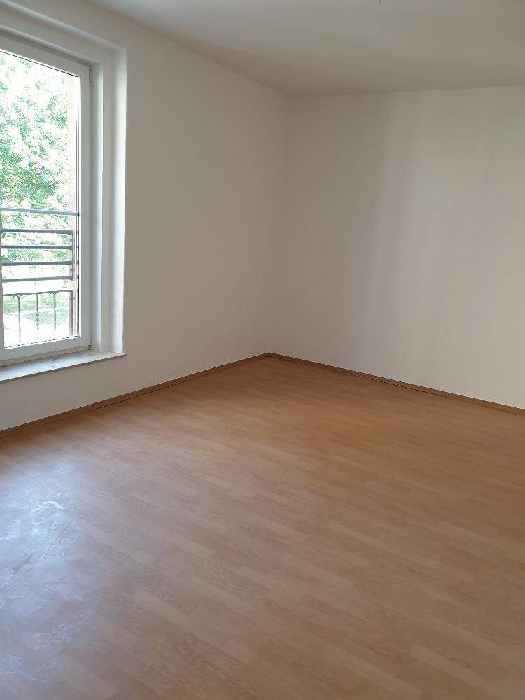 offene Küche, Tageslichtbad und Balkon in Zentrumsnähe – Chemnitz – Vorschaubild 2
