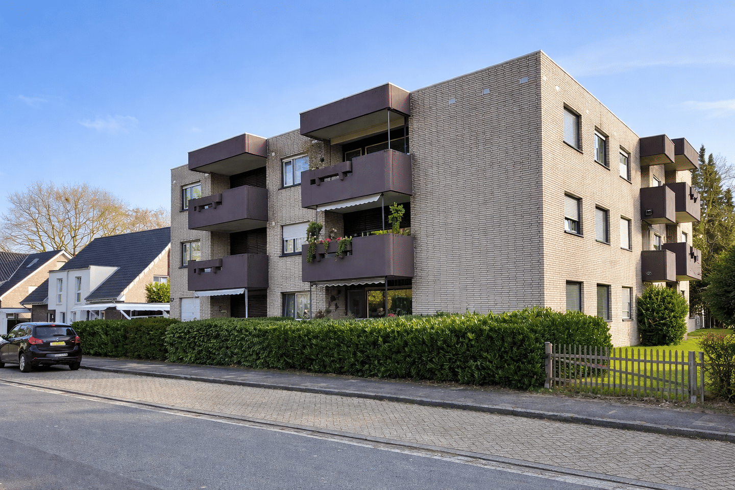 Gemütliche 1,5-Zimmer Eigentumswohnung mit Balkon - direkt am See (Wg 8) – Lingen (Ems) – Bild 1 von 8