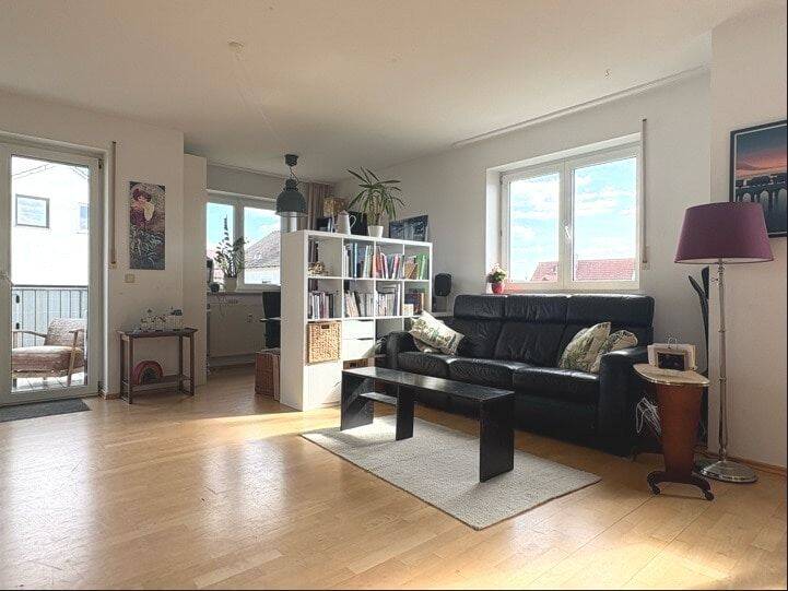 Helle, familienfreundliche Wohnung mit Gemeinschaftsgarten – Strullendorf – Vorschaubild 3