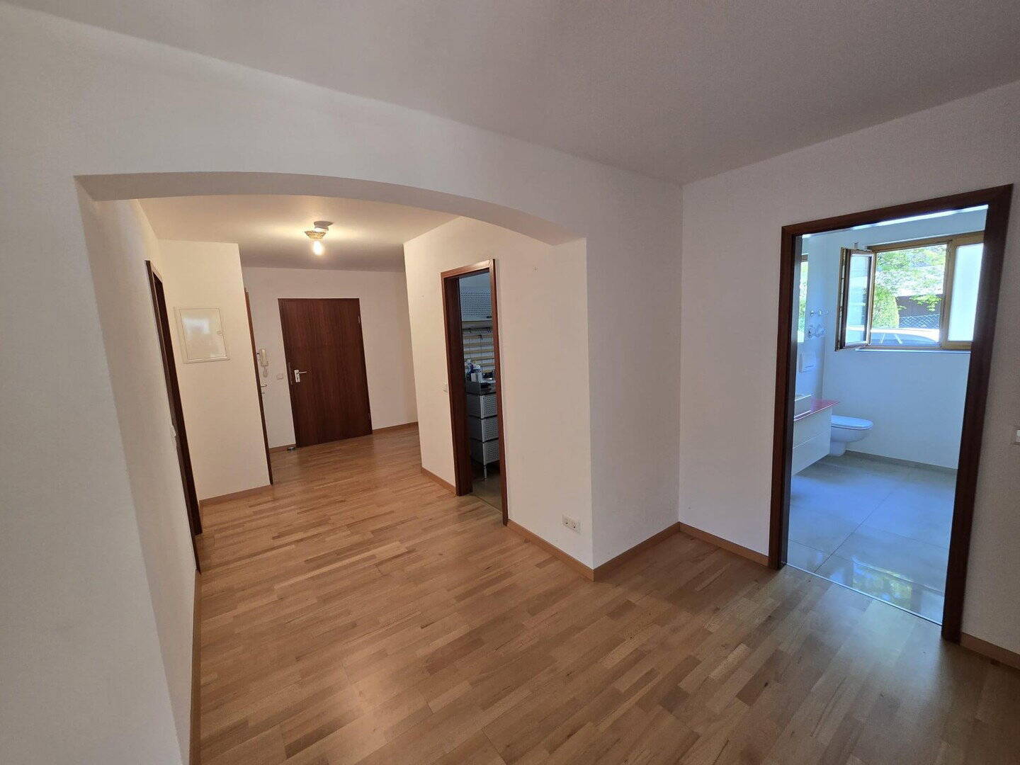 Provisionsfrei & sofort verfügbar - 4-Zimmer-Erdgeschoßwohnung in ruhiger Toplage – Stuttgart – Vorschaubild 7