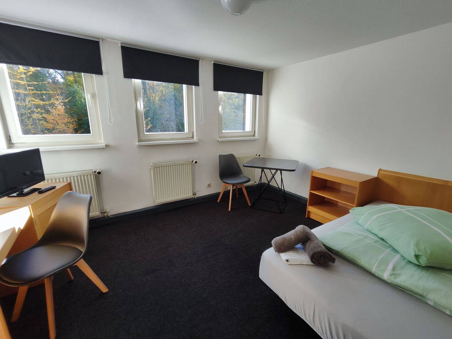 Rundum-Sorglos-Paket ! Möbliertes Apartment in ruhiger Lage ! – Erfurt – Vorschaubild 4