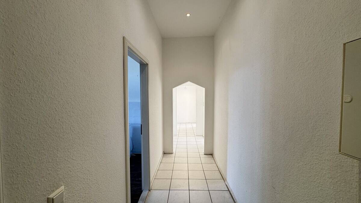 Charmanter Altbau-Rohdiamant mit Balkon & großem Potenzial! Renovierungsbedürftig & Provisionsfrei! – Berlin – Vorschaubild 6