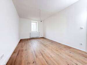 Reserviert: Sanierte 2-Zimmer-Wohnung: Zentrale Lage in Erlangen - perfekt geeignet für WG-Nutzung – 91054 Erlangen – Vorschaubild 7