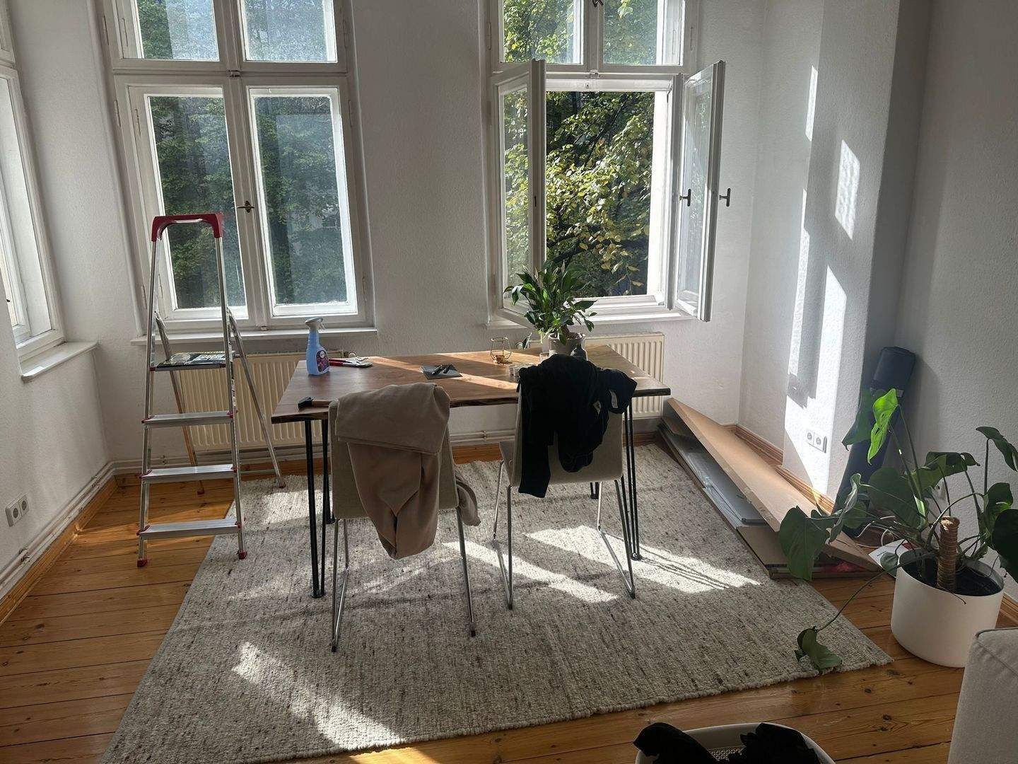 2-Zimmer WEG Altbau - Charme mit Vollbad & Balkon im Friedrichshain – Berlin – Vorschaubild 2