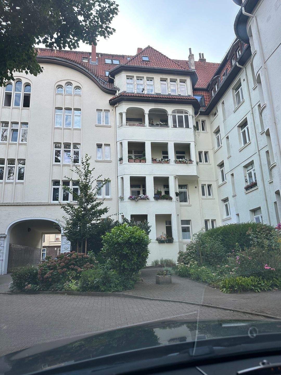 *Sanierte Wohnung in der List zentrumsnah mit guter Anbindung optional mit Dachboden 180 m2 mit zu verkaufen* – Hannover – Vorschaubild 9