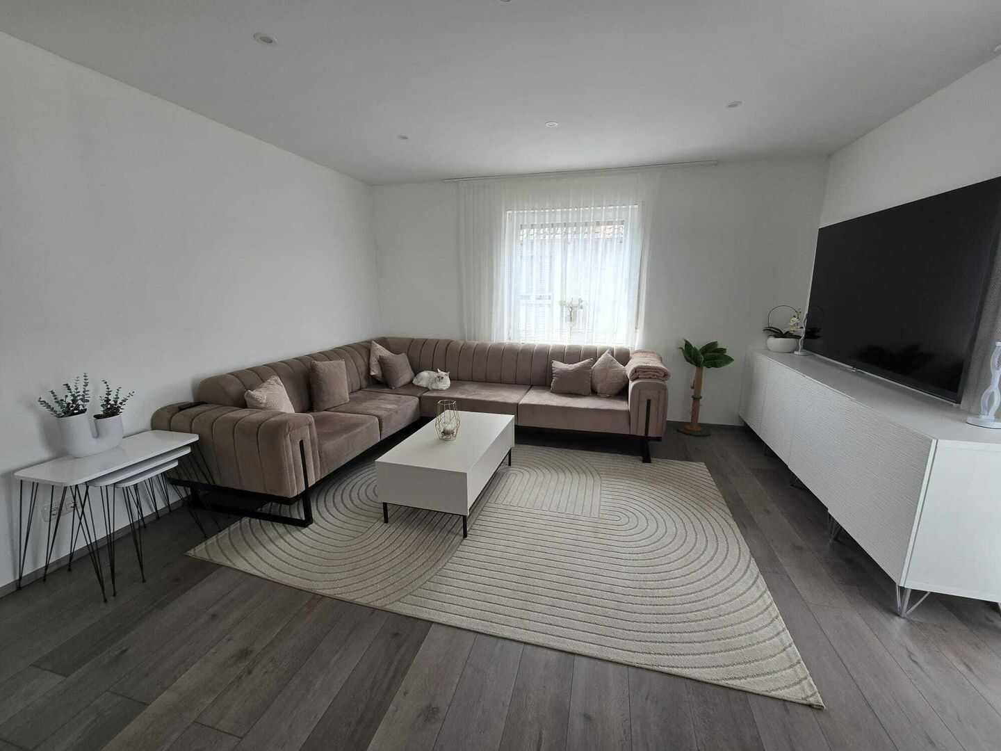 Lichtdurchflutetes Wohnen mit Urlaubsflair - Modernisiertes Zuhause in grüner Lage nahe dem Rhein – Budenheim – Vorschaubild 6