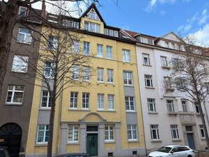 Attraktives Mehrfamilienhaus mit 10 Wohneinheiten in zentraler Lage von Erfurt