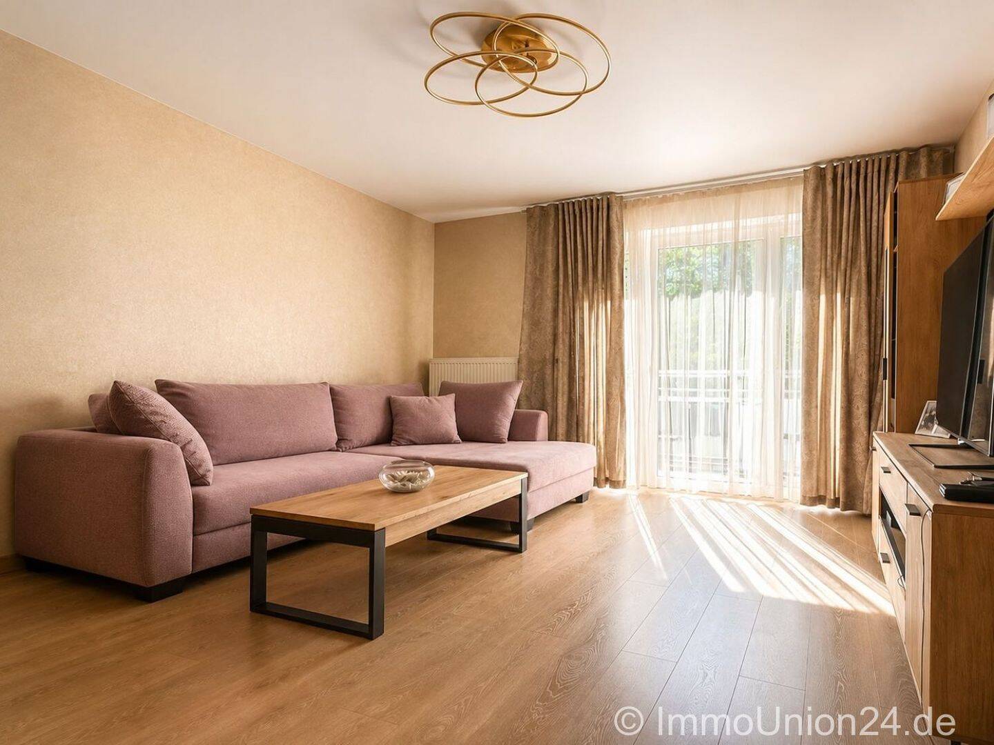 Exklusiv- modernisierte 2-Zimmer-Wohnung mit Balkon, toller NEFF-Küche und zusätzlichem Hobbyraum – Nürnberg – Vorschaubild 3