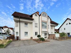 Moderne Maisonette-Wohnung mit eigenem kleinen Garten – 63322 Rödermark – Vorschaubild 2