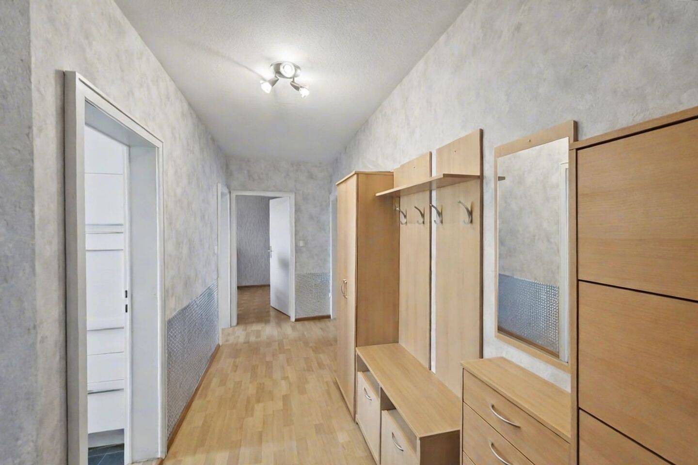 4-Zi.-Etagenwohnung in Salzgitter-Fredenberg mit Stellplatz - Erbbaurecht – Salzgitter – Vorschaubild 6