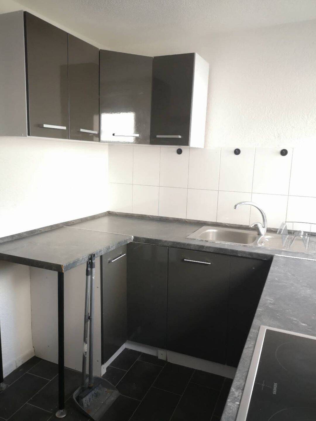 Die 3.5 Zi.-Wohnung in Stuttgart-Zuffenhausen mit Terrasse und Einbauküche ab 01.06.2026 frei. – Stuttgart – Vorschaubild 7