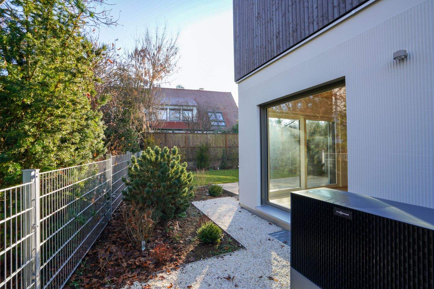 Neubau, Erstbezug: R6 – Leben am Burgberg | Architektonisch außergewöhnliches Haus im Grünen – Erlangen – Vorschaubild 4