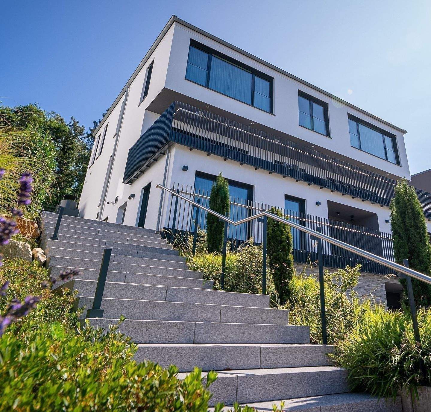 High End Villa in TOP-Lage! – Saarbrücken – Vorschaubild 3