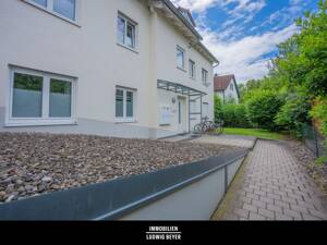 Sonnige drei Zimmer Wohnung mit großzügigen Balkon – 85049 Ingolstadt – Vorschaubild 2