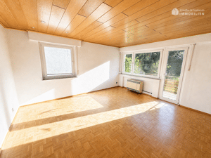 TOP-Halbhöhenlage: 3-Zi.-Whg. mit 80 m² * 2 Balkone + Garage + Stpl. + 116 qm Gartenanteil * – 70327 Stuttgart – Vorschaubild 2