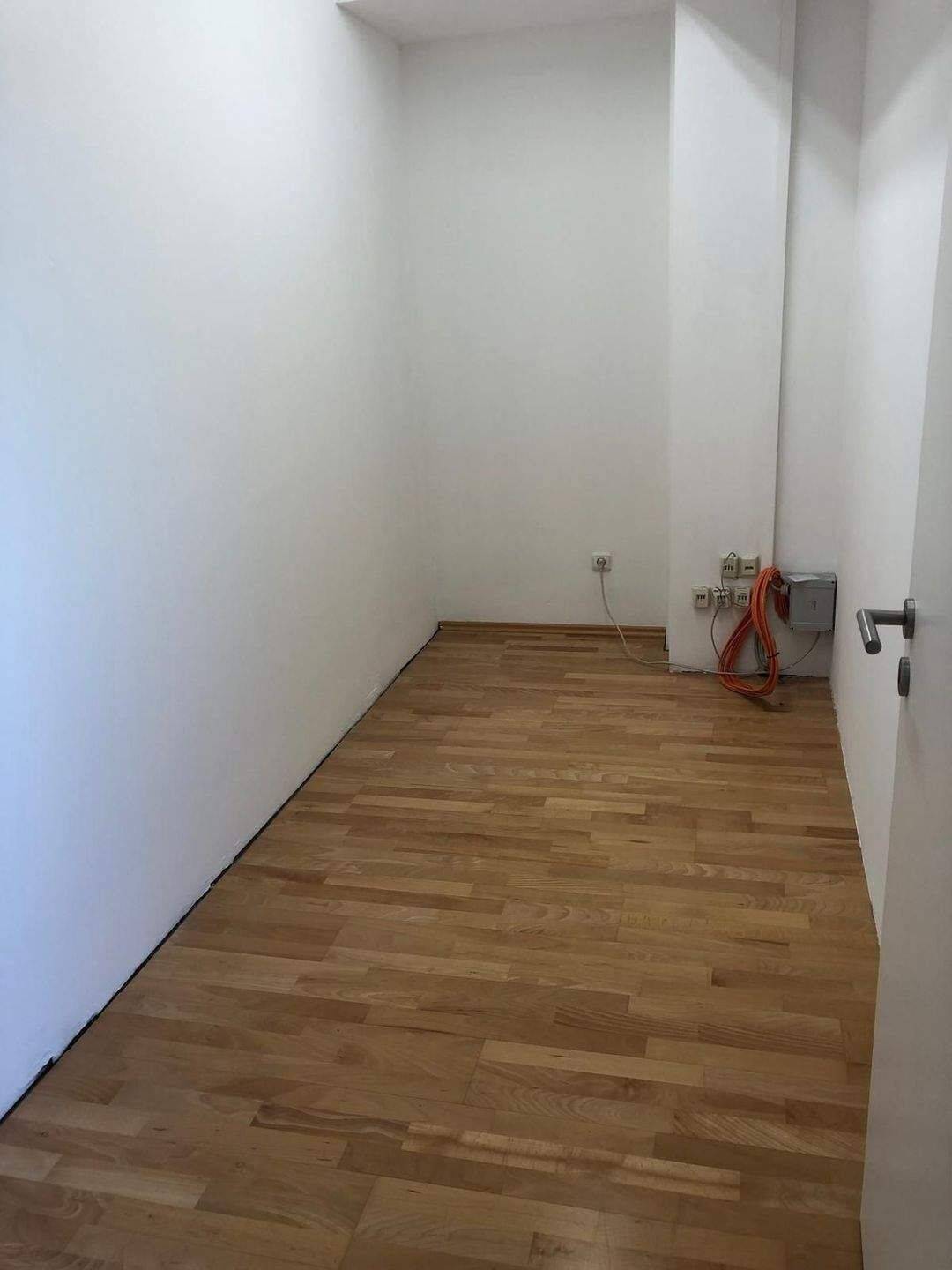 *** Großzügiges 3 Raum-Wohn/Büro am Rheinpark D-Golzheim*** – Düsseldorf – Vorschaubild 6