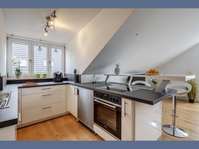 Möbliert: Top möblierte 2-Zimmer-Dachgeschosswohnung – München – Vorschaubild 6