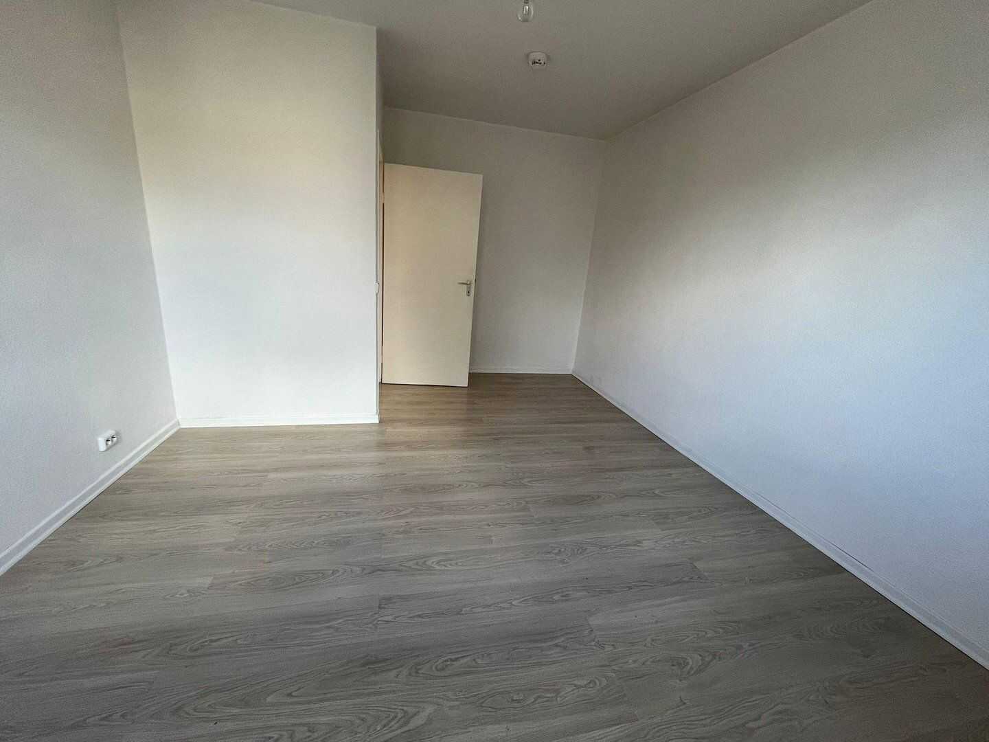 Ideale Balance zwischen Stadt und Natur: Bezugsfertige 2-Zimmer-Wohnung mit Südbalkon in Mariendorf – Berlin – Vorschaubild 9